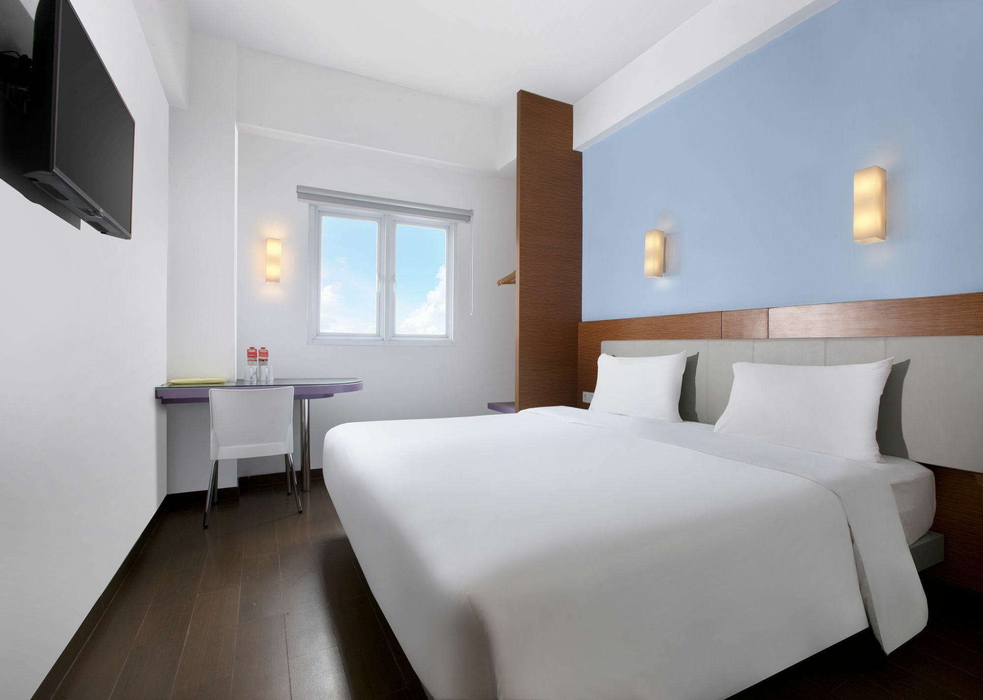 Amaris Hotel Serpong Tangerang Exterior photo